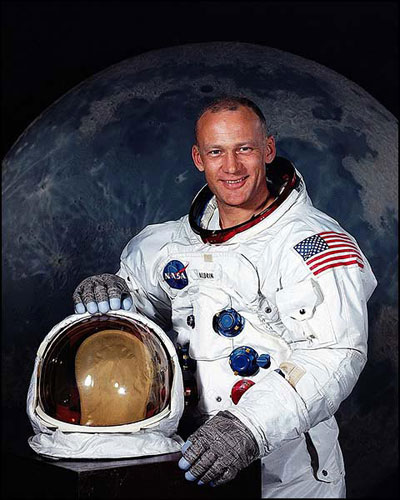 autograph Edwin Aldrin_6