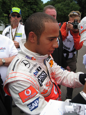 autograph LEWIS HAMILTON_4