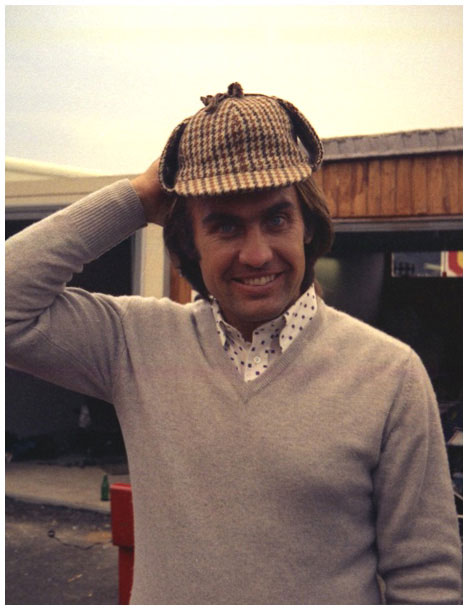 Carlos Reutemann, posing with deerstalker