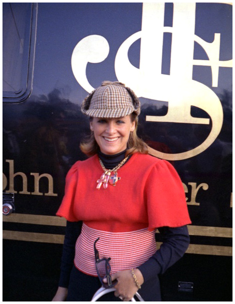 Maria-Helena Fittipaldi, posing with deerstalker