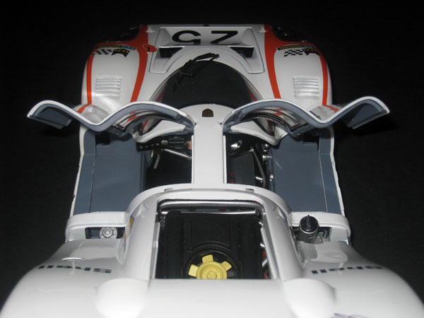Porsche 917 Langheck scale model 1:18